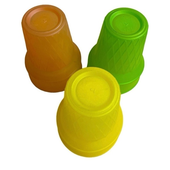 Vintage Libbey Frosted Ice Cream Cone
Design Glasses/Cups - Picture 4 of 8